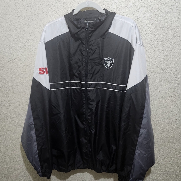 Vintage Raiders Sports Illistrated Windbreaker  Men's Black and Gray Jacket - Picture 8 of 8